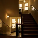 Melter & - A Neighborhood Hotel