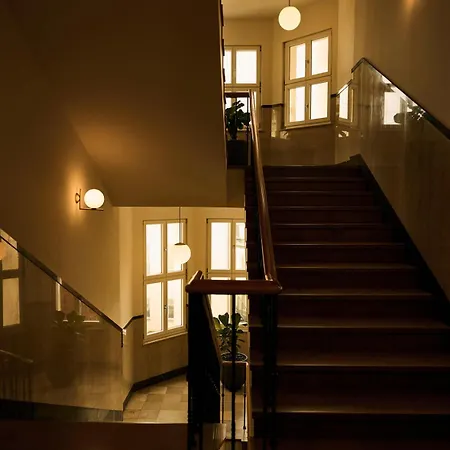Melter & - A Neighborhood Hotel