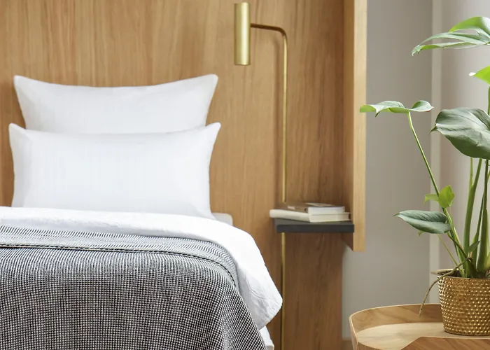 Melter & - A Neighborhood Hotel
