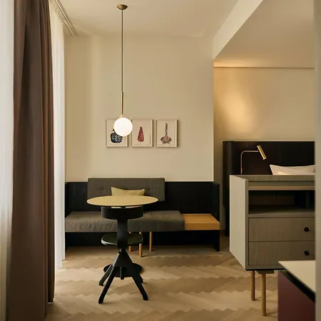 Hotel Melter & - A Neighborhood 4*